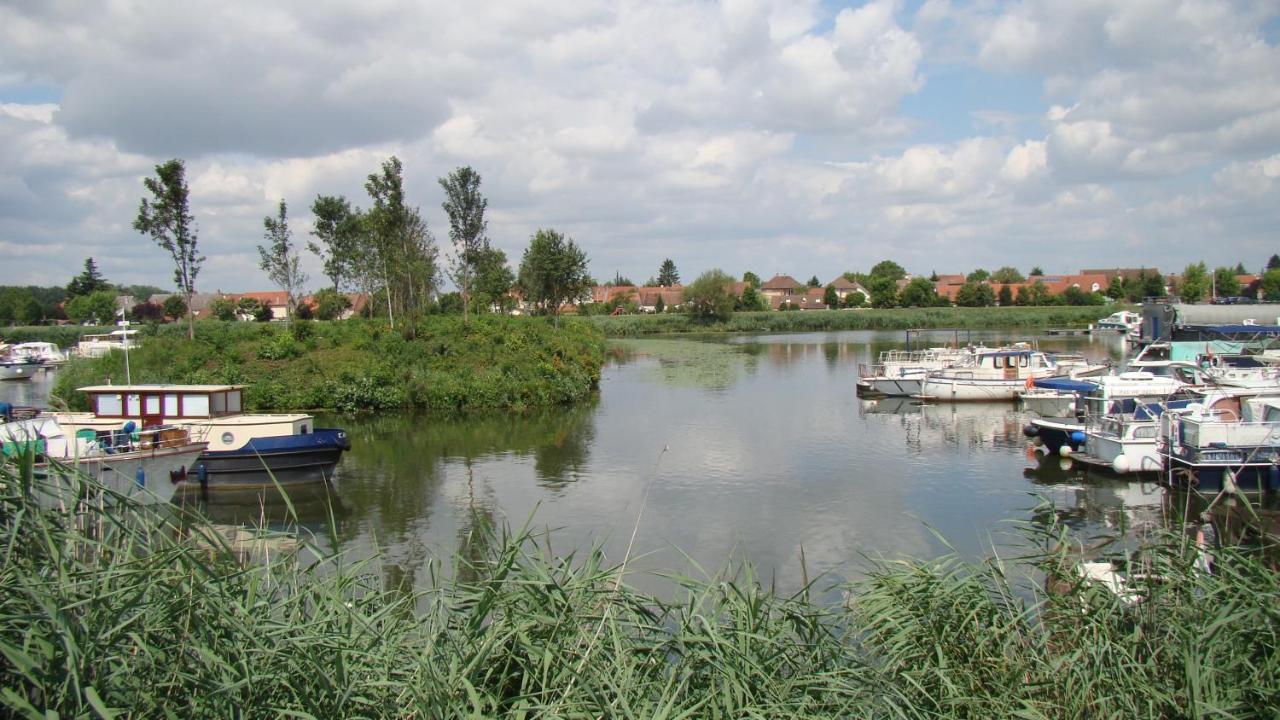 La Grange De Felicie Charrey-sur-Saone Exterior foto